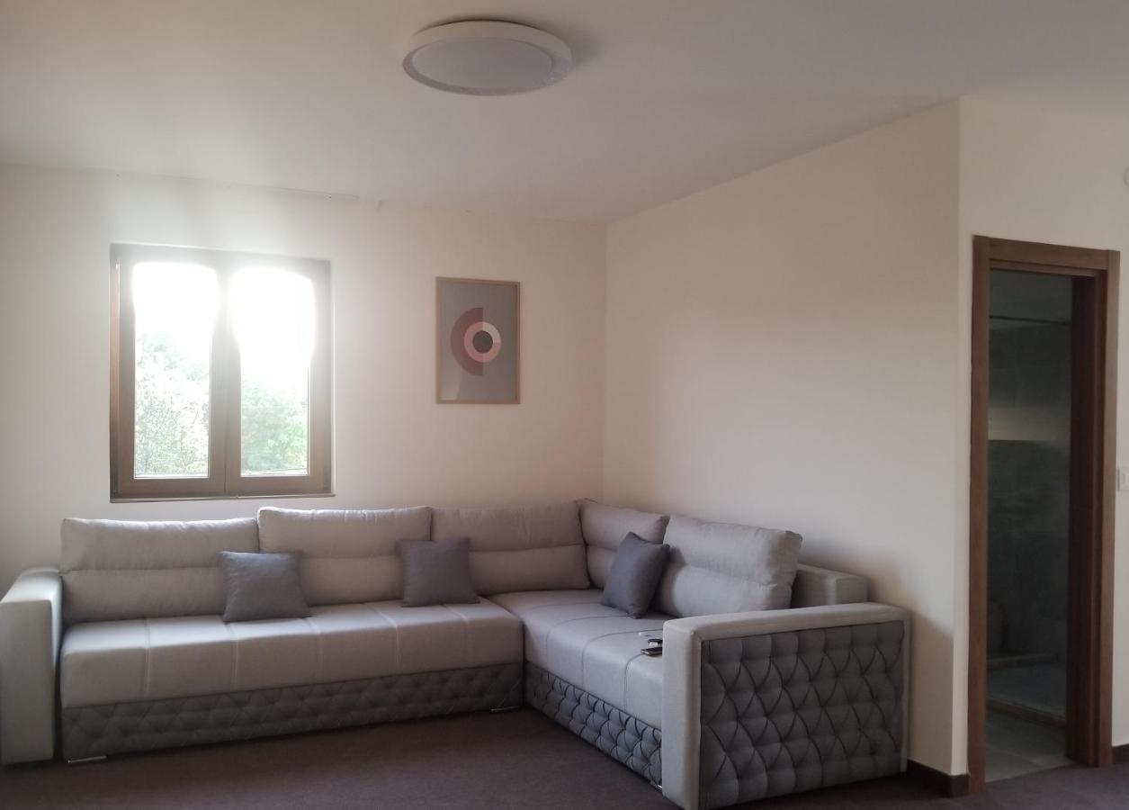 Vila Dvor Subotica Dış mekan fotoğraf